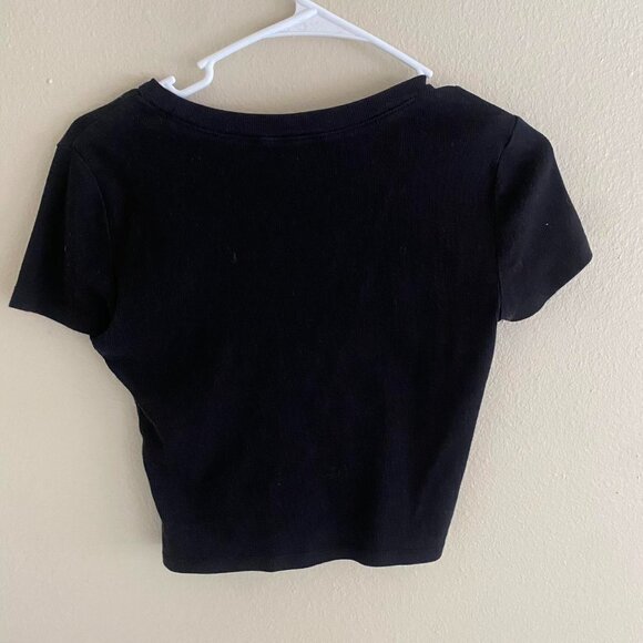 Forever 21 Women's Black Crop-top - Picture 2 of 3